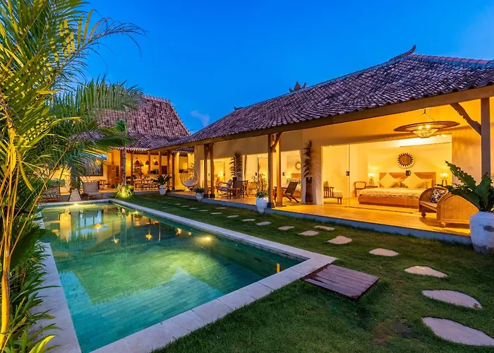Tropical Retreat Connected 8bdrs In Bingin *