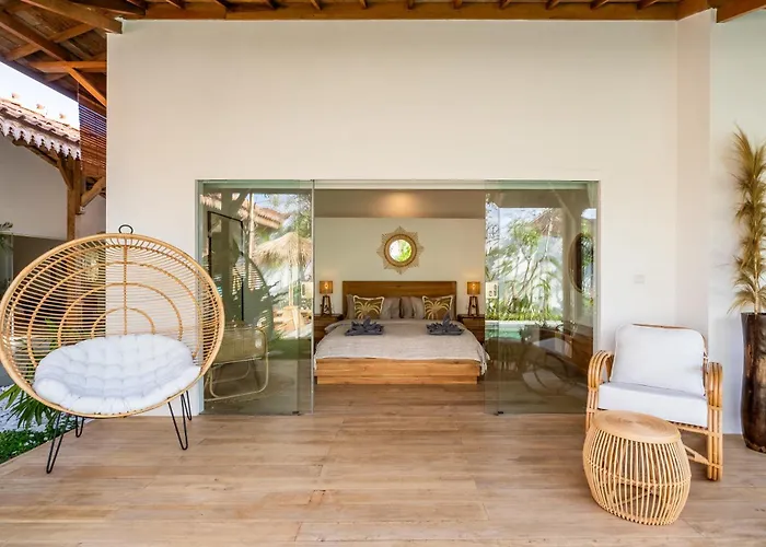 Tropical Retreat Connected 8bdrs In Bingin Villa