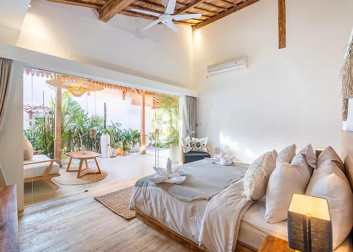 Tropical Retreat Connected 8bdrs In Bingin Villa Uluwatu (Bali)