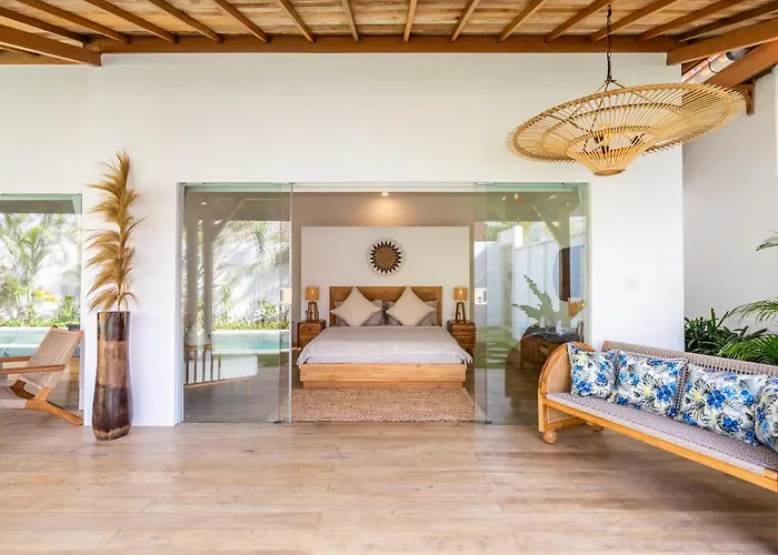 Tropical Retreat Connected 8bdrs In Bingin Villa *